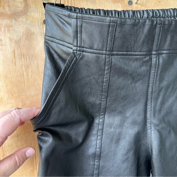 Spanx Leather-Like Jogger Pant Black Faux Leather Pocket High Waist 20283R - Picture 7 of 14
